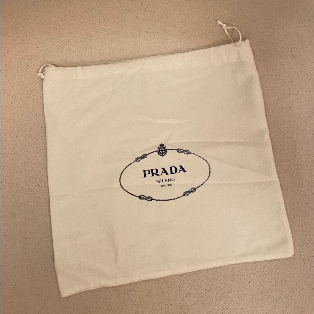 Prada dustbag with cinch closure